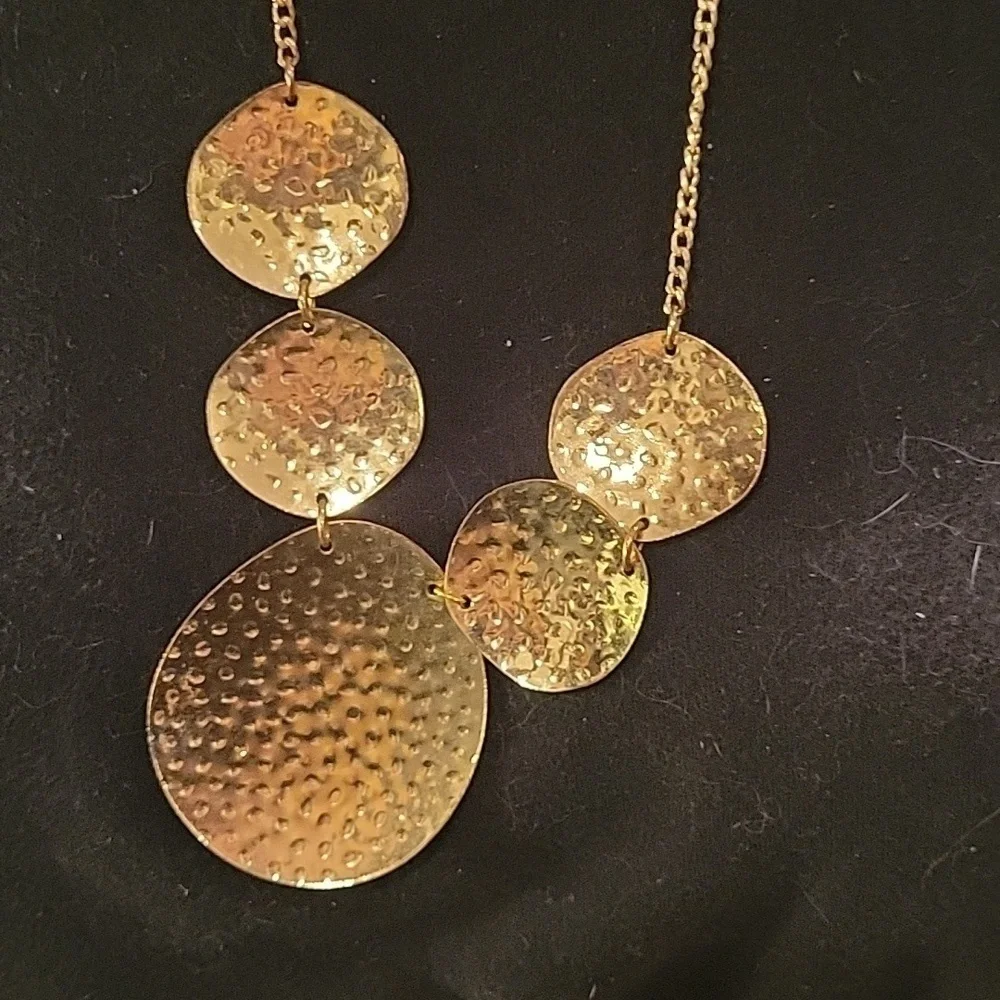 Necklace - Picture 3 of 3